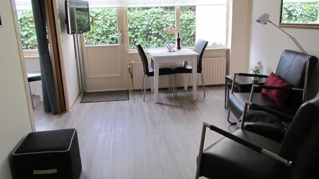 Appartementen Huize Eikenhof Bergen Room photo